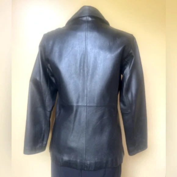 Vintage Wilsons Women’s Black Leather Jacket - Picture 3 of 14